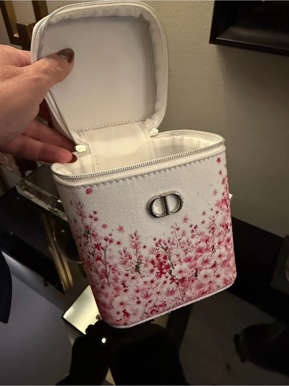 Made for Dior White Floral Pink Cosmetic Vanity Case NIB GWP